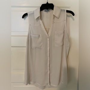 Women’s sleeveless portofino shirt by Express size medium